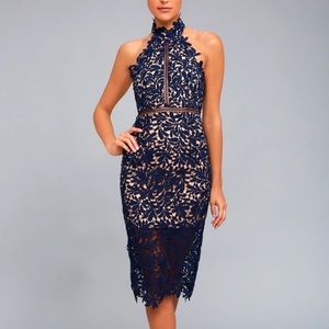 Lulu’s Divine Destiny Navy Blue Lace Midi Dress. Size small.